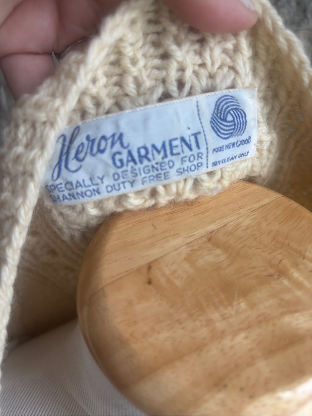 Cream Cable-Knit Button Cardigan Sweater - Women's - Picture 4 of 6